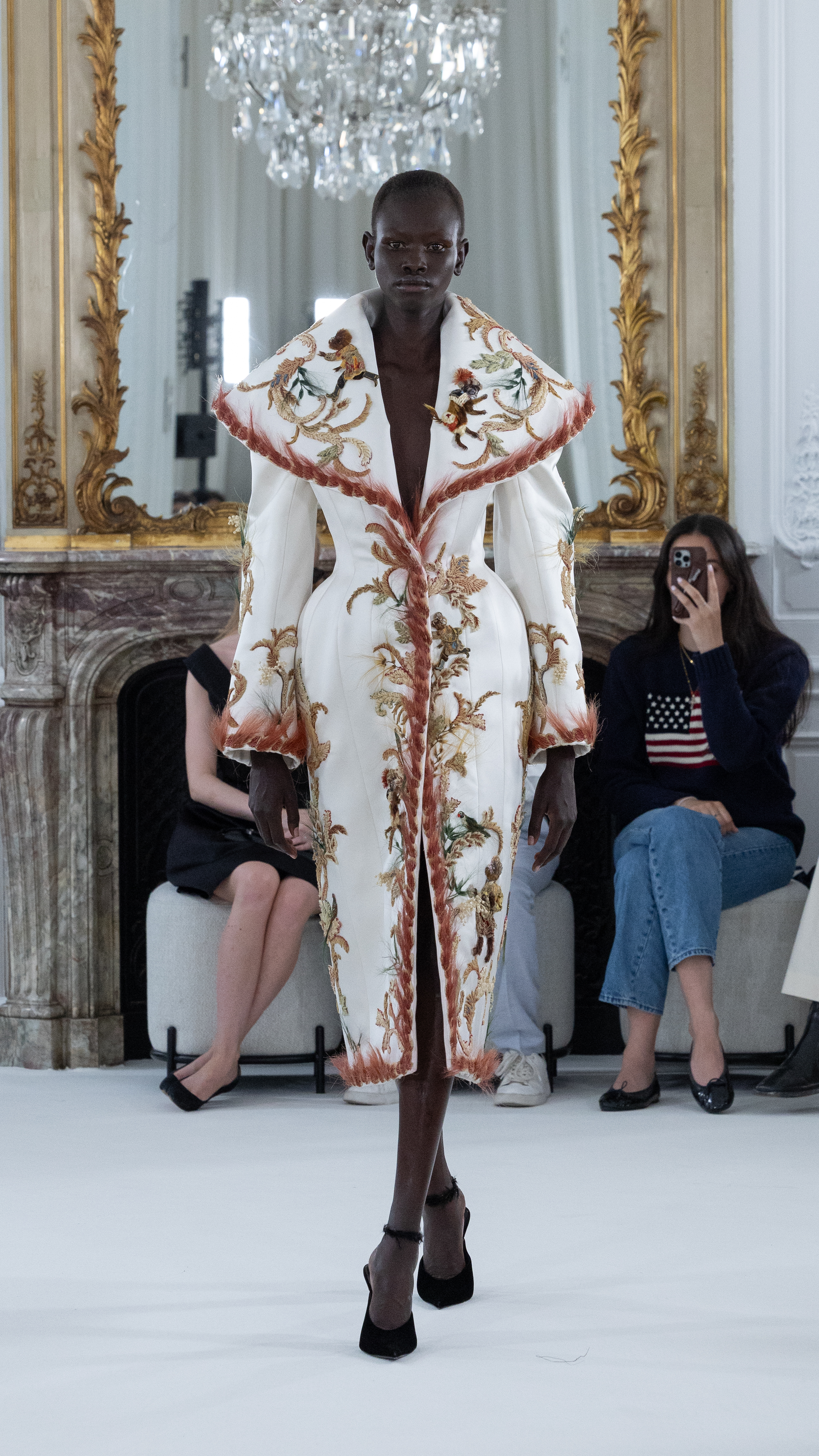 Ashi Studio Unveils Couture Fall-Winter 2025/26: A Haunting Ode to Elegance Amid Chaos