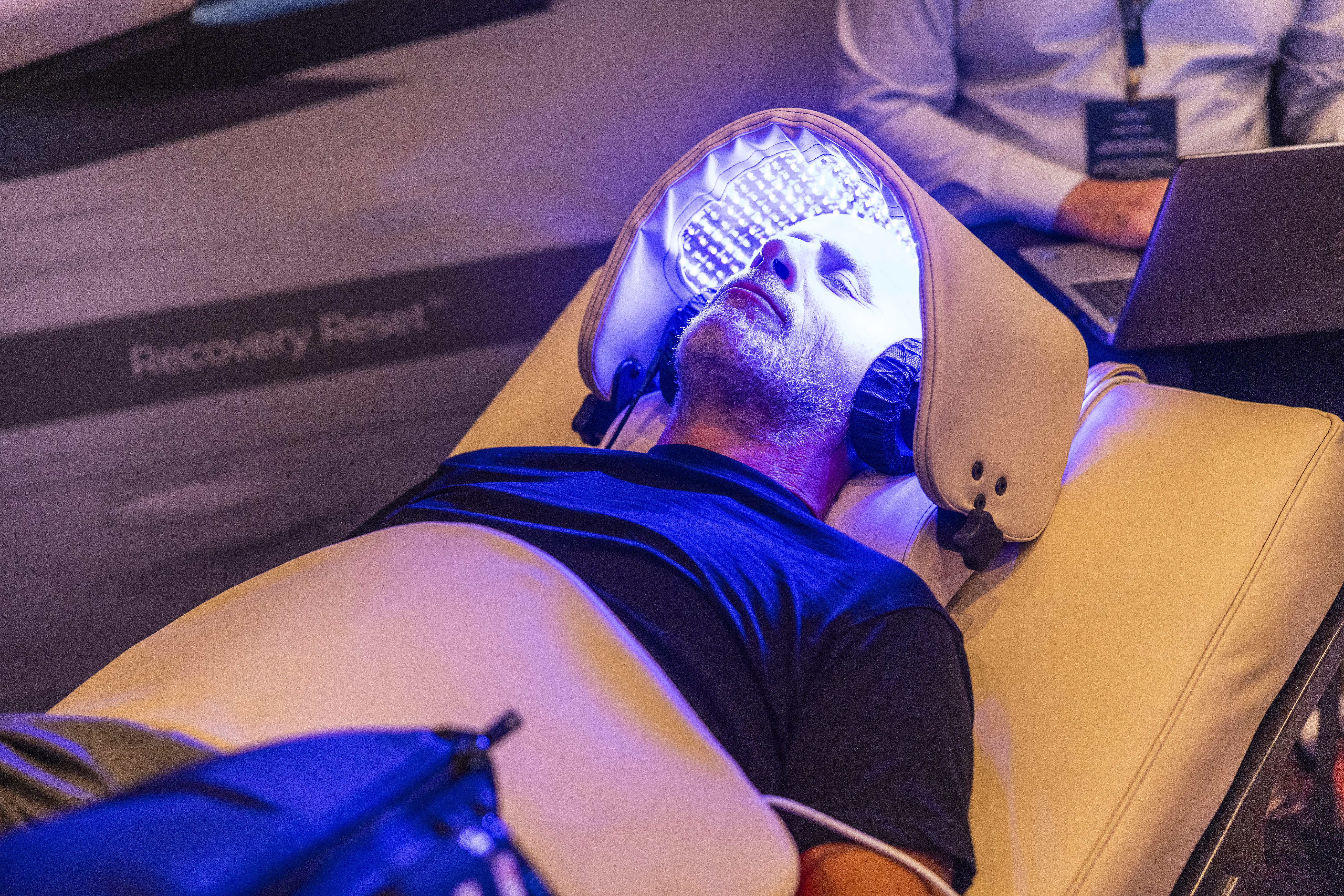 The Invisible Load: Inside Biohacking’s Microplastics Reckoning