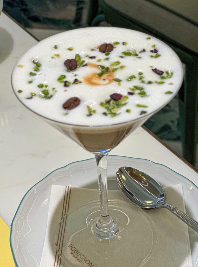 The café latte with pistachios rounded off the meal with a creamy, smooth conclusion.