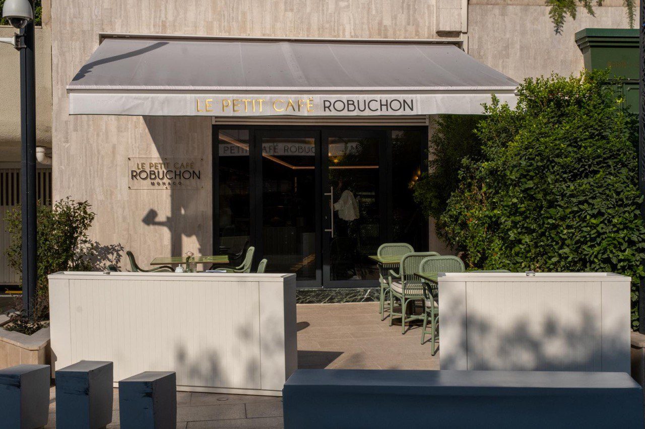 Le Petit Café Robuchon in Monaco